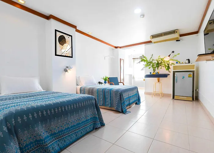 Dancenter Howard Square Boutique Hotel