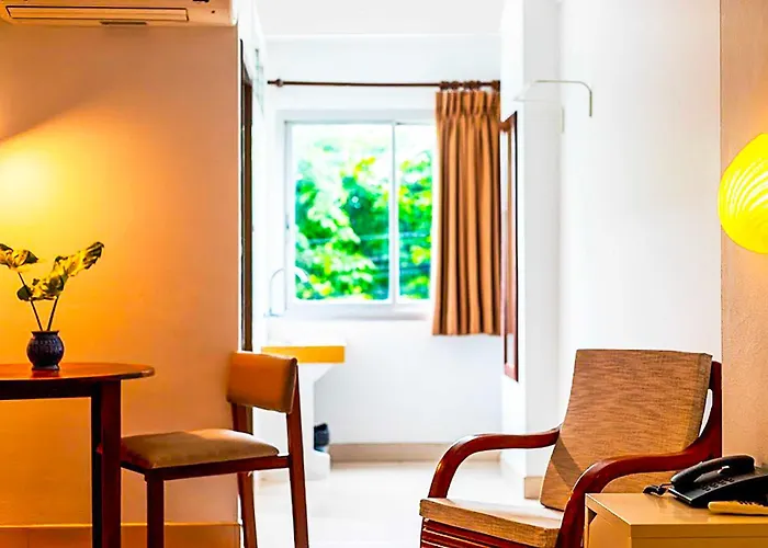 Dancenter Howard Square Boutique Hotel Bangkok
