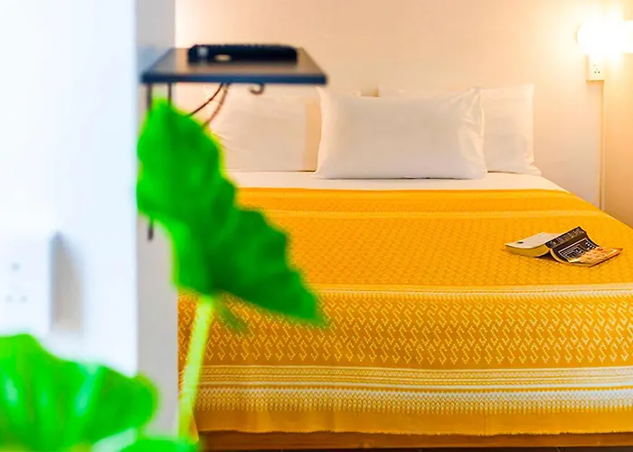 Hotel Dancenter Howard Square Boutique 3*